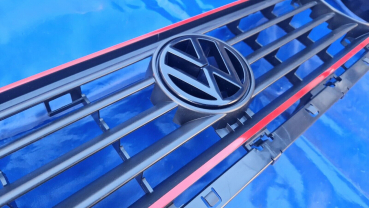 GTI VW Golf 2 Doppelscheinwerfergrill mit schwarzem Emblem Originalteil