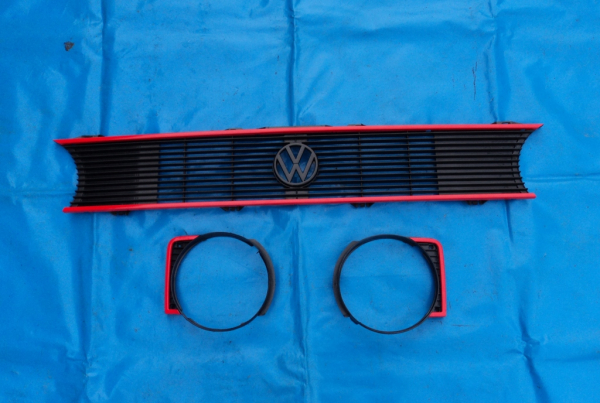 GTI Frontgrill+Emblem VW Golf 1 und cabrio 1