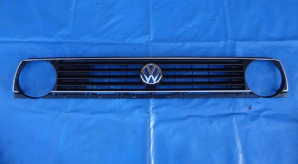 Chromgrill VW Golf 2 mit Emblem